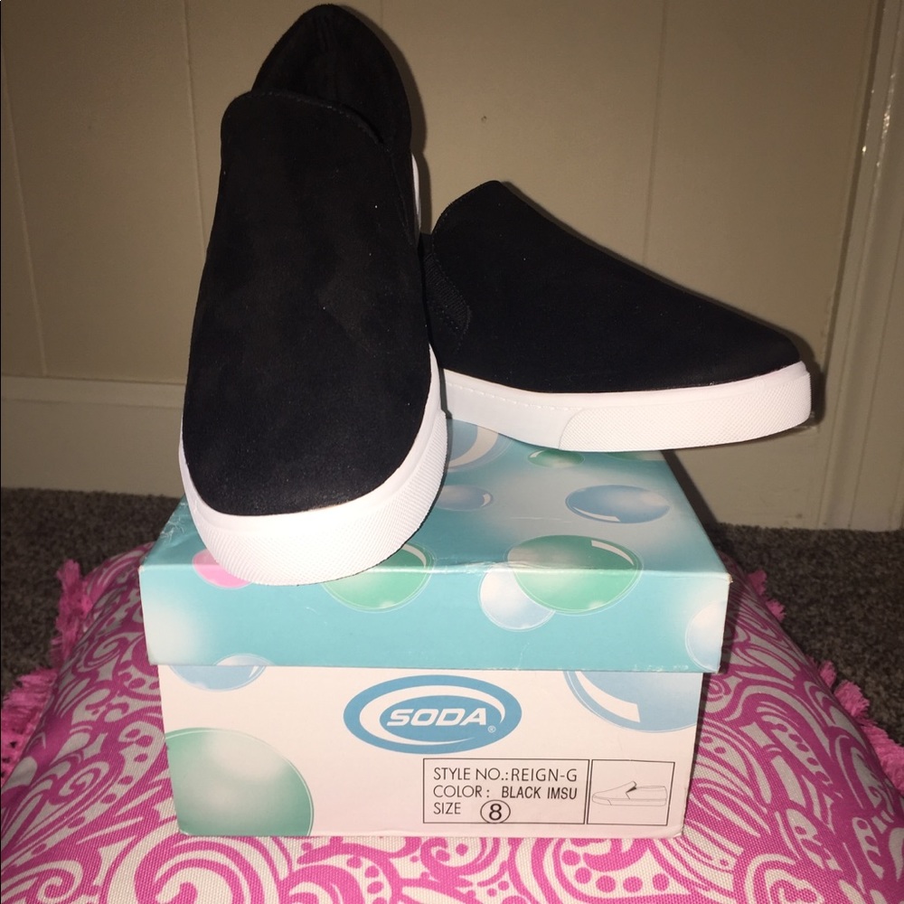 SODA Reign Women’s Slip on Sneakers